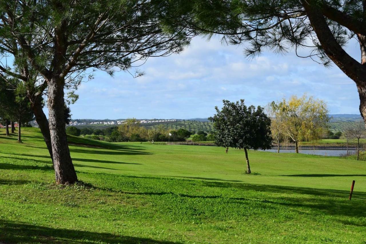 아야몬테 Costa Esuri Golf Y Playa 아파트 외부 사진